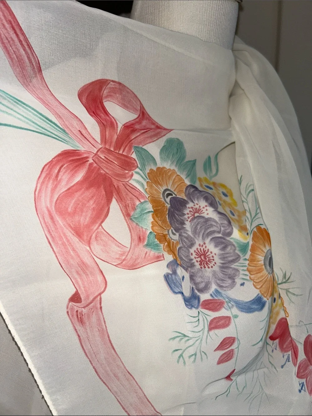 🌺🌸🌺🌸Elegant off White watercolor Floral polyester Scarf with Pink Accents